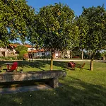 1720 Quinta Da Cancela - Winery & ゲストハウス ギマランイス