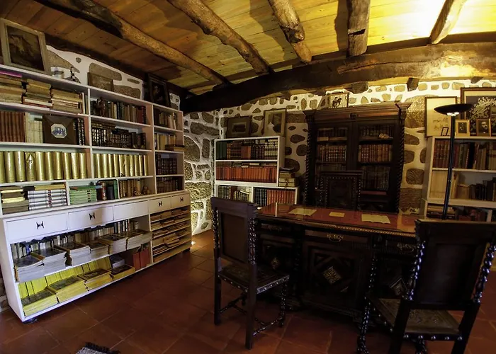 1720 Quinta Da Cancela - Winery & Guimarães